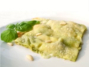 Focaccia al pesto e formaggio veg