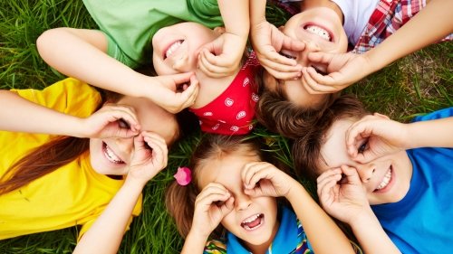 Il controllo della vista nei bambini: quando farlo per prevenire gli occhiali