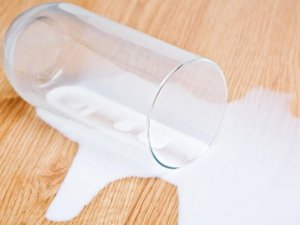 Il latte fa male alle ossa, parola del British Medical Journal