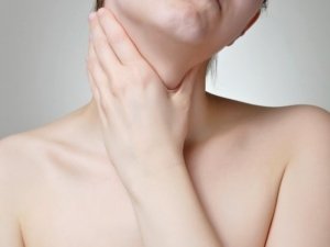 Ipertiroidismo: i rimedi naturali per la tiroide