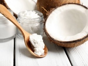 Olio di cocco per ridurre il senso di fame: come produrlo a casa