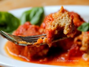 Polpette di melanzane senza glutine e proteine da latte animale