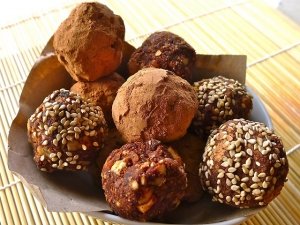 Tartufi velocissimi: dolci natalizi vegani