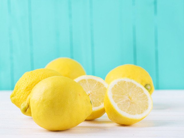 Limone: 15 utilizzi e benefici per corpo e salute