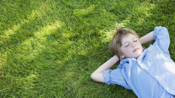 La meditazione, lo yoga e la consapevolezza spiegati ai ragazzi