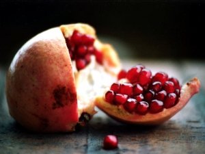 SuperFood: Melograno, uno al giorno toglie il medico di torno! Scoprine proprietà e benefici