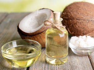 Oil Pulling: come funziona questa antica tecnica di depurazione