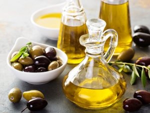 Olio extravergine di oliva: calorie, proprietà e i benefici
