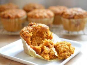 Ricetta dei Muffin salati di carote e semi con commento medico